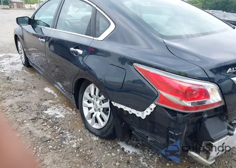 2014 Nissan Altima 2.5 S из США, поврежденный, VIN 1N4AL3AP5EN222610